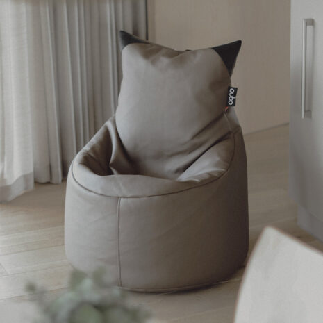 3361_6_munchkin-interior2-large.jpg 3361_6_munchkin-interior2-large.jpg